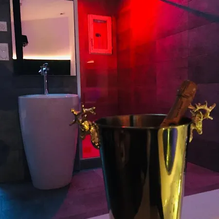 Amo'hote Elegance & Les Sorinières